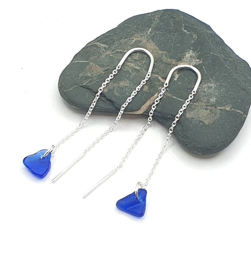 Threader earrings with cobalt blue droplets