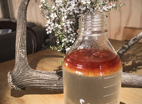 Alpinus Manuka Gold_edited.jpg