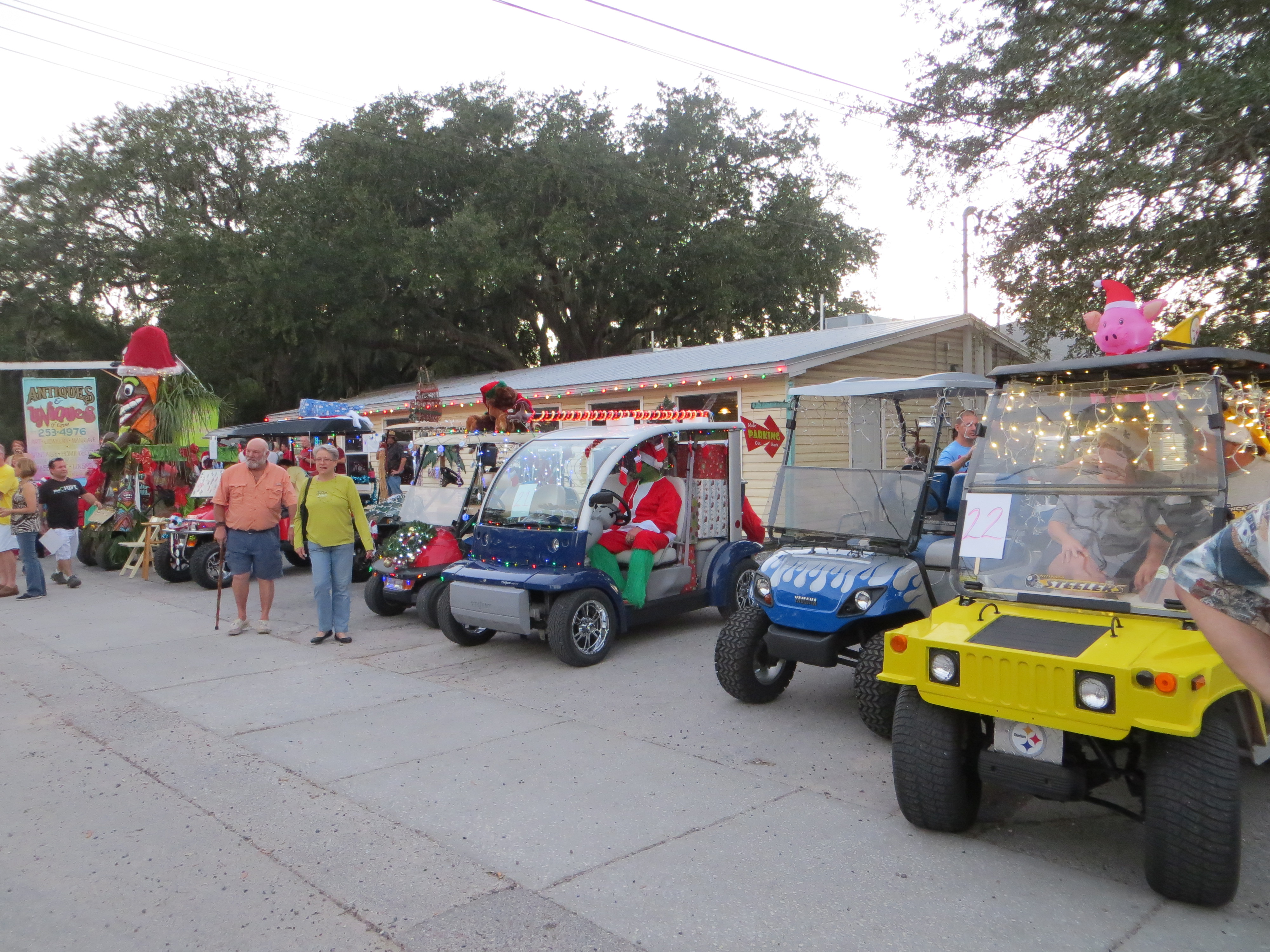 Ozona Annual Holiday Golf Cart Parade ozonavillagefl