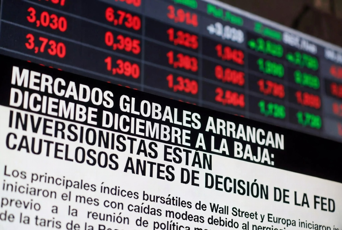 Mercados globales arrancan diciembre a la baja: inversores están cautelosos antes de decisión de la Fed