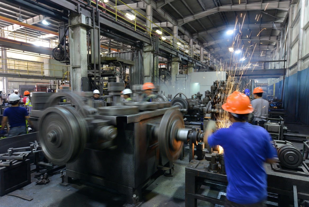 Actividad manufacturera en México se contrae por tercer mes consecutivo