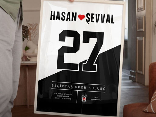 Nish Art Kişiye Özel Forma Posterleri: Futbol Tutkusunu Hediyeye Dönüştürün
