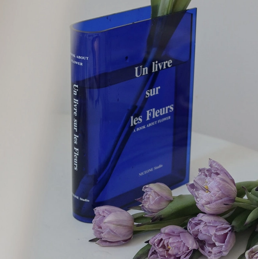 Thumbnail: DEVINE DESIGN MELK BOOK VASE