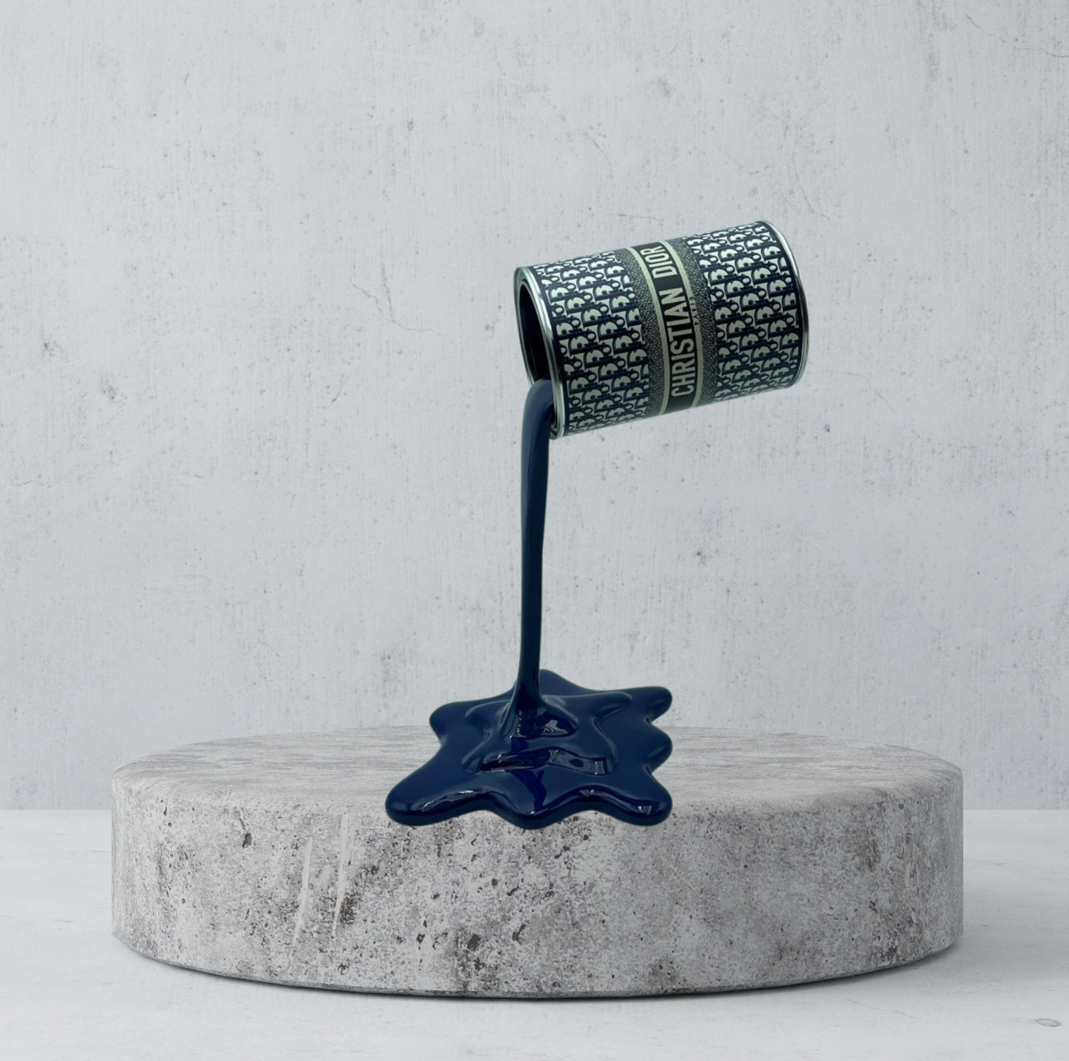 DIOR NAVY NAOR PAINT CAN SPILL
