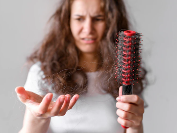 Queda de cabelo pode sinalizar doenças no corpo