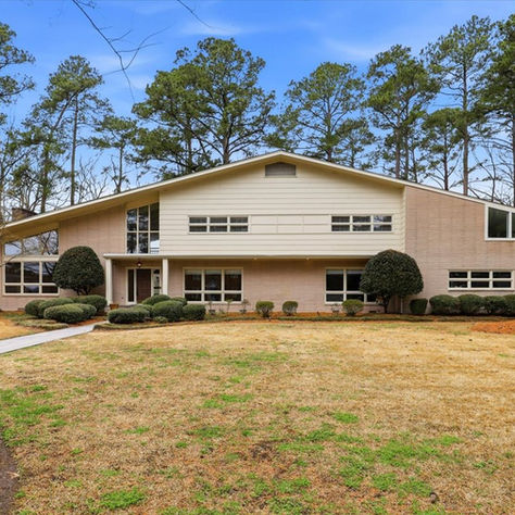 1602 Greenbriar Rd, Kinston, NC 28504