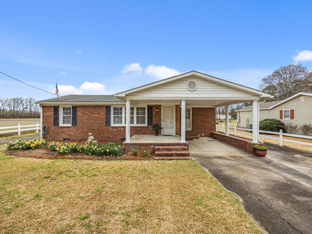 437 E Kornegay St, Dover, NC 28526