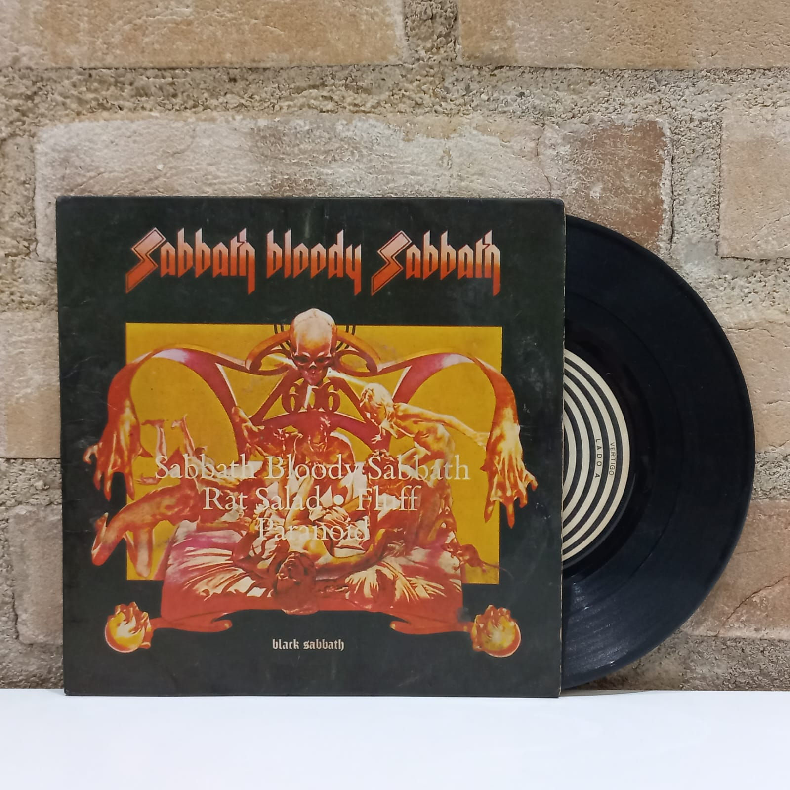 Vinil Lp Compacto 7" Black Sabbath Sabbath Bloody Sabbath