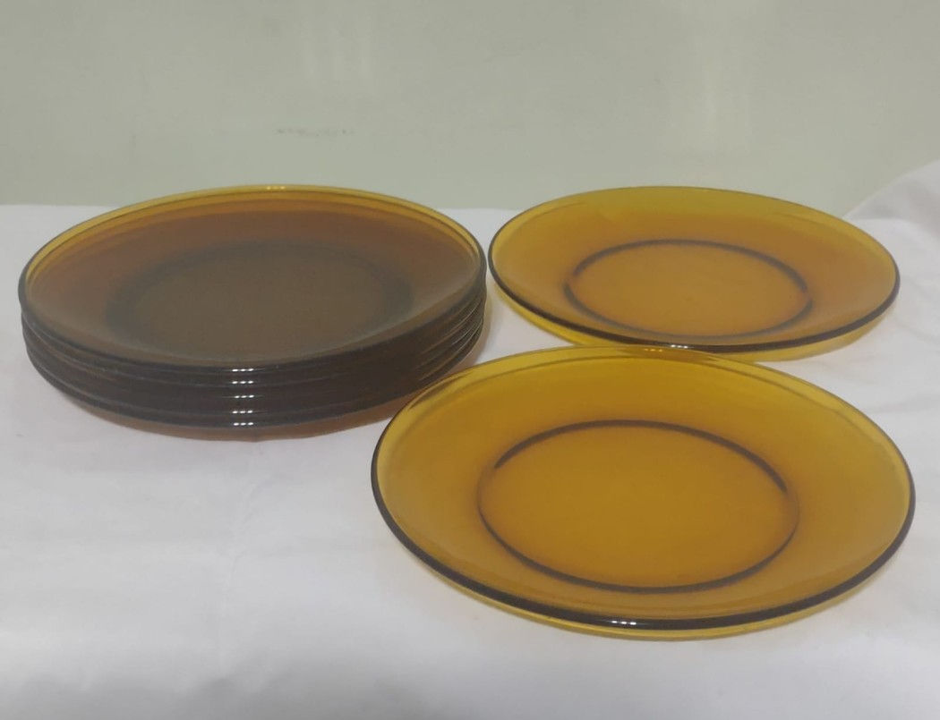 Kit Com Sete Pratos Rasos De Sobremesa Retro Modelo Duralex