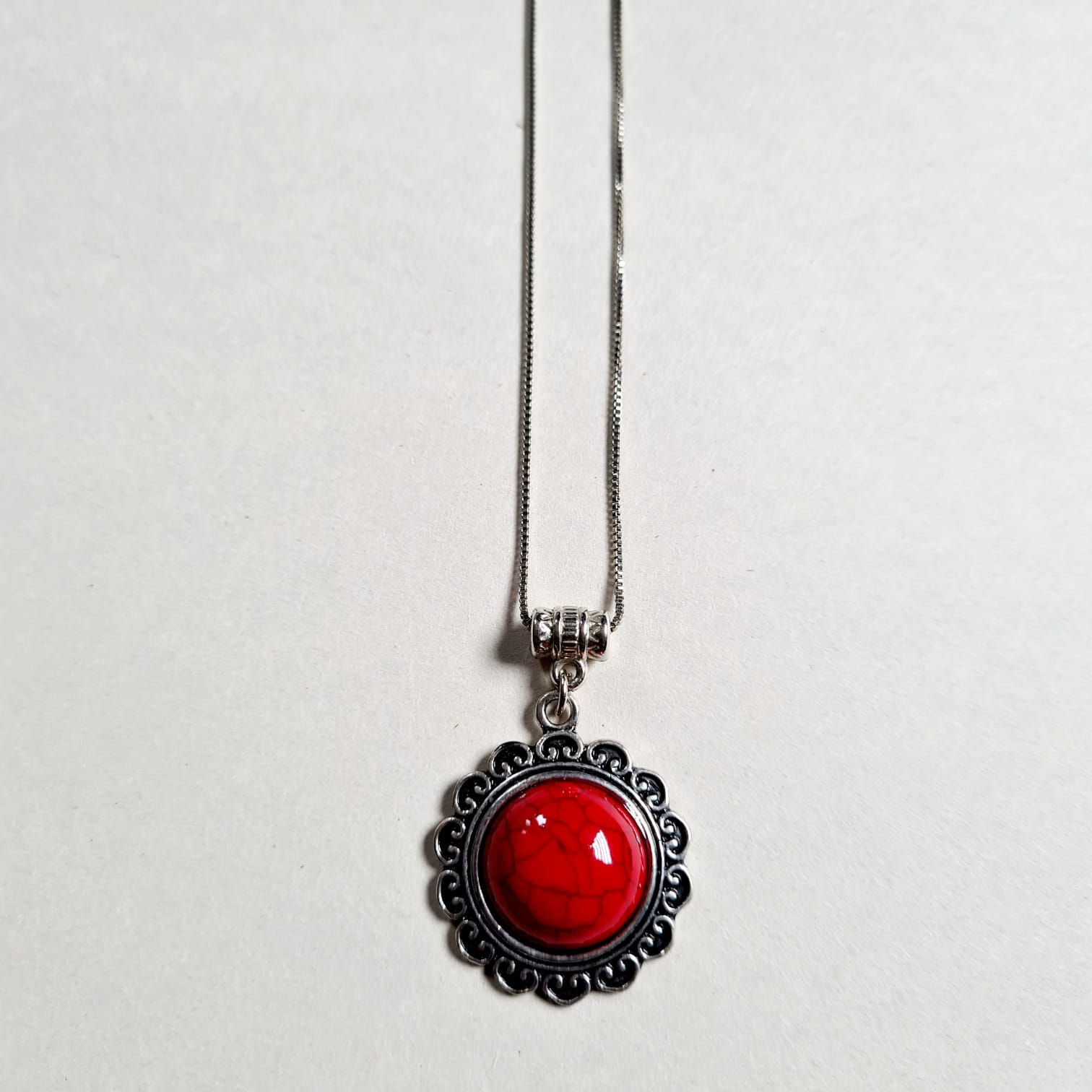 Colar Pedra Howlita Vermelha CML04