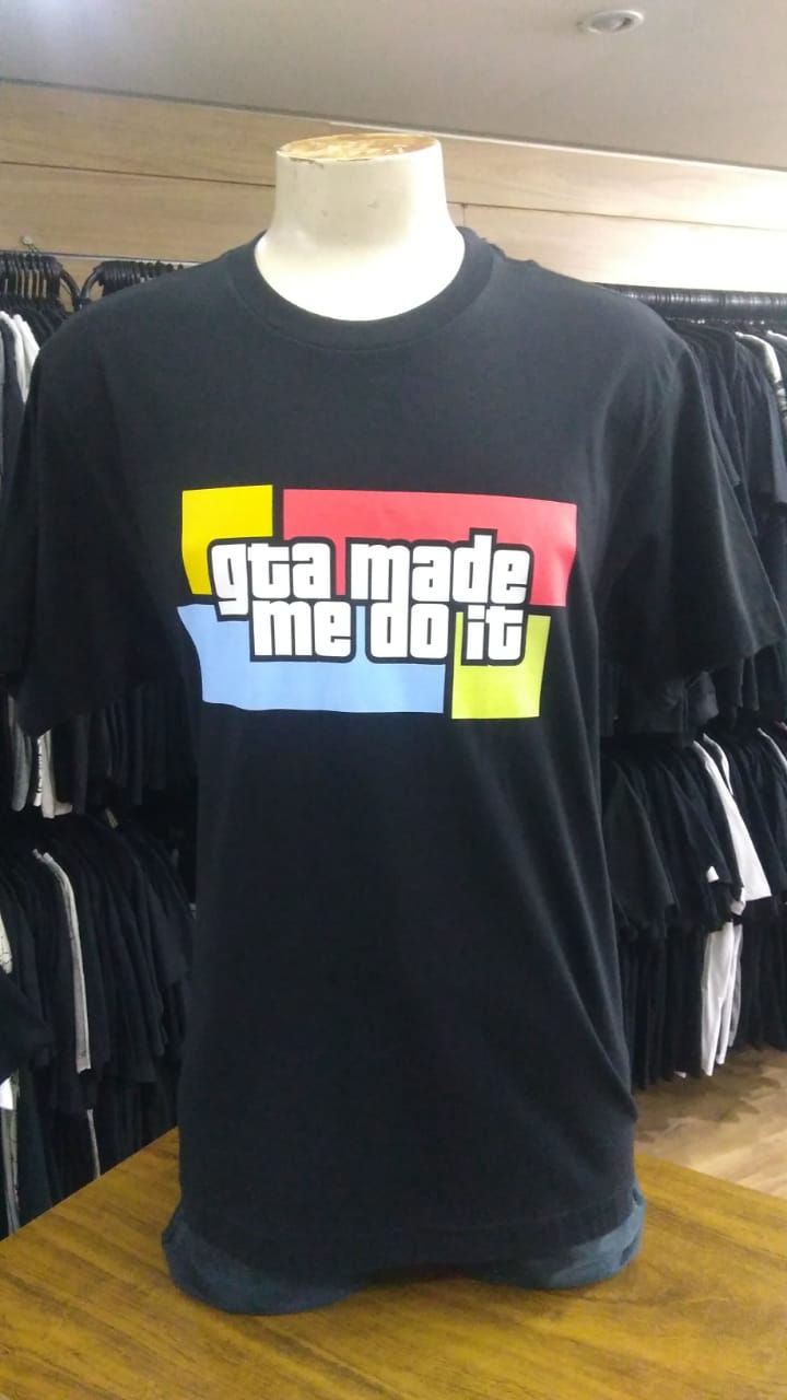 Camiseta Gta Made Me Do It Consulado E990