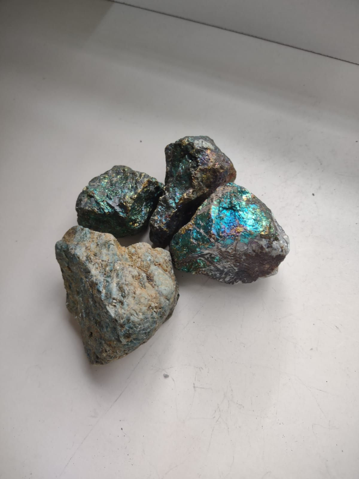 Pedra Apatita Bruta Grande PRR011