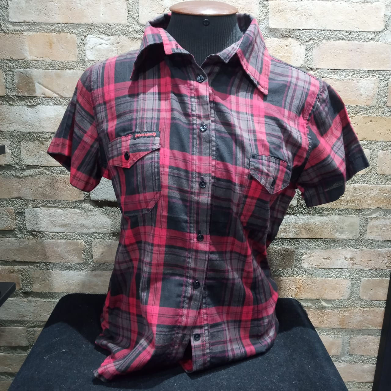 Camiseta Feminina Xadrez Vermelho Cinza Preto XF003