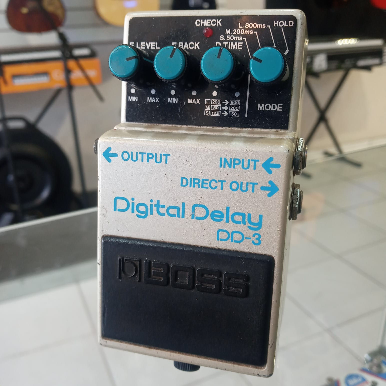 Pedal Boss DD3 Digital Delay Usado