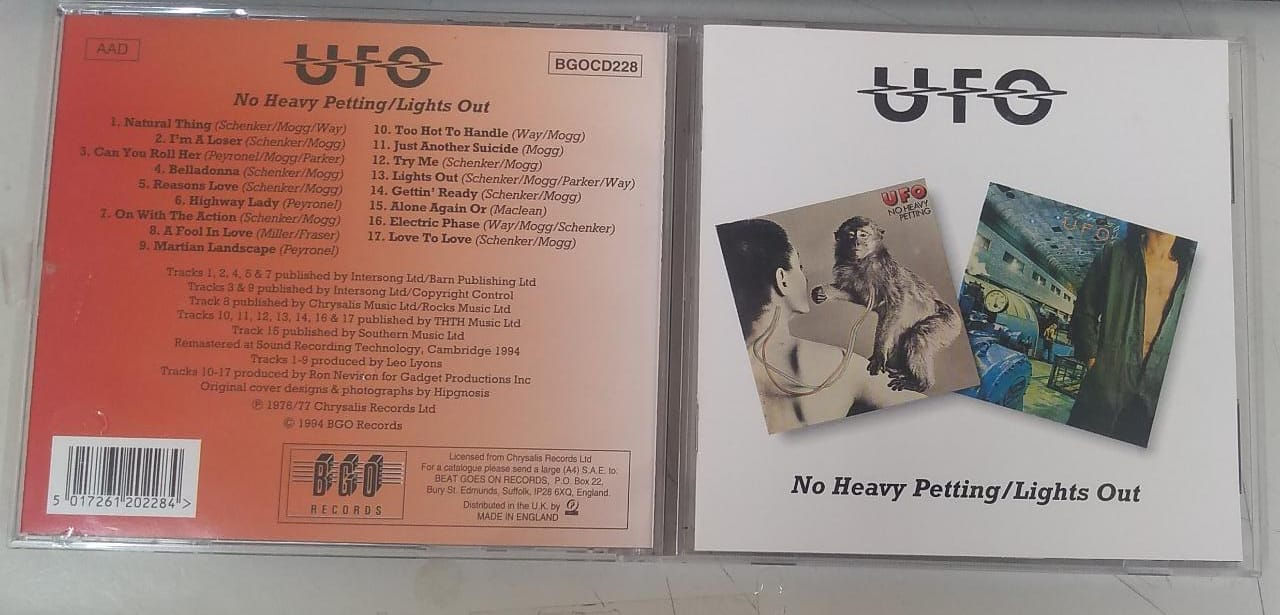 CD Usado UFO No Heavy Petting Lights Out Imp MB CDU8099