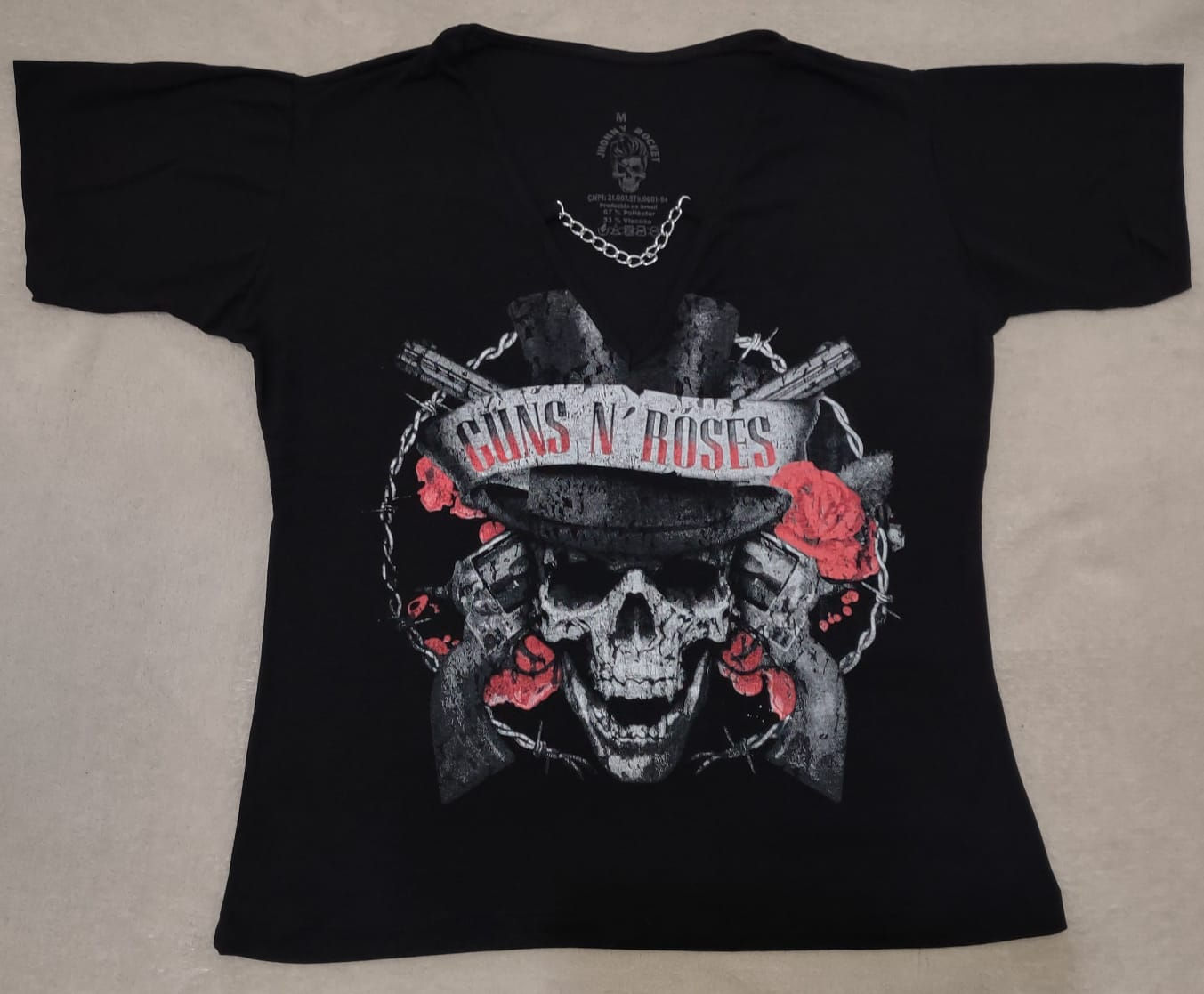 Camiseta Feminina Guns N Roses Skull Gola V Corrente Preto JRGR1