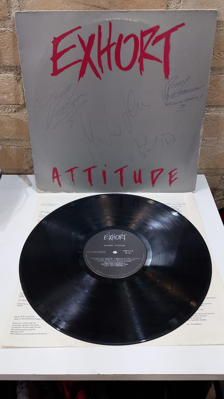 Vinil LP Exhort Attitude Autografado C/Encarte MB