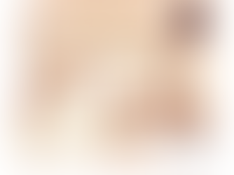 Charlotte Tilbury Iconic Magic Mini Skin Care Set - Travel Size Skincare Set with Magic Serum & Cream and Limited Edition Gua Sha - Infuses Skin with Hydration for a Youthful-Looking Glow