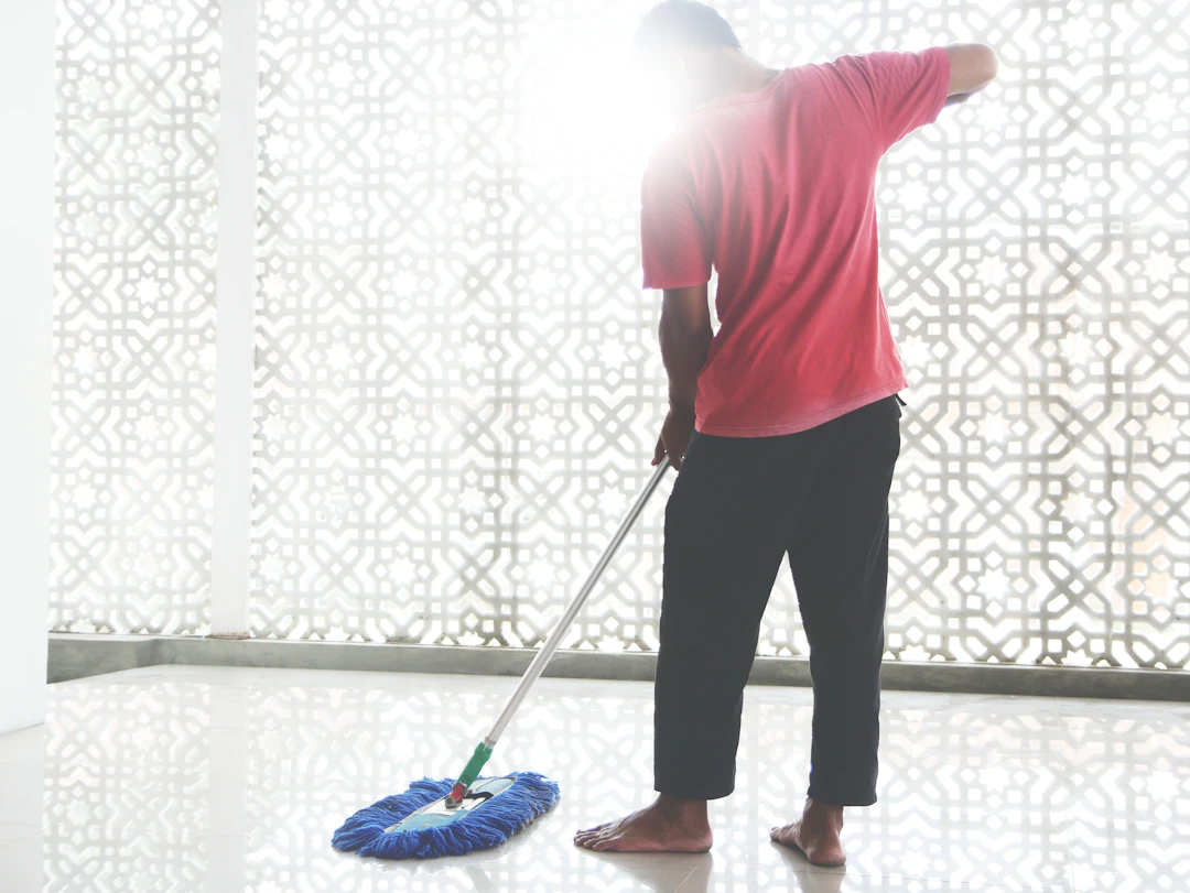 The Hidden Advantages of Regular Gutter Cleaning and Maintenance