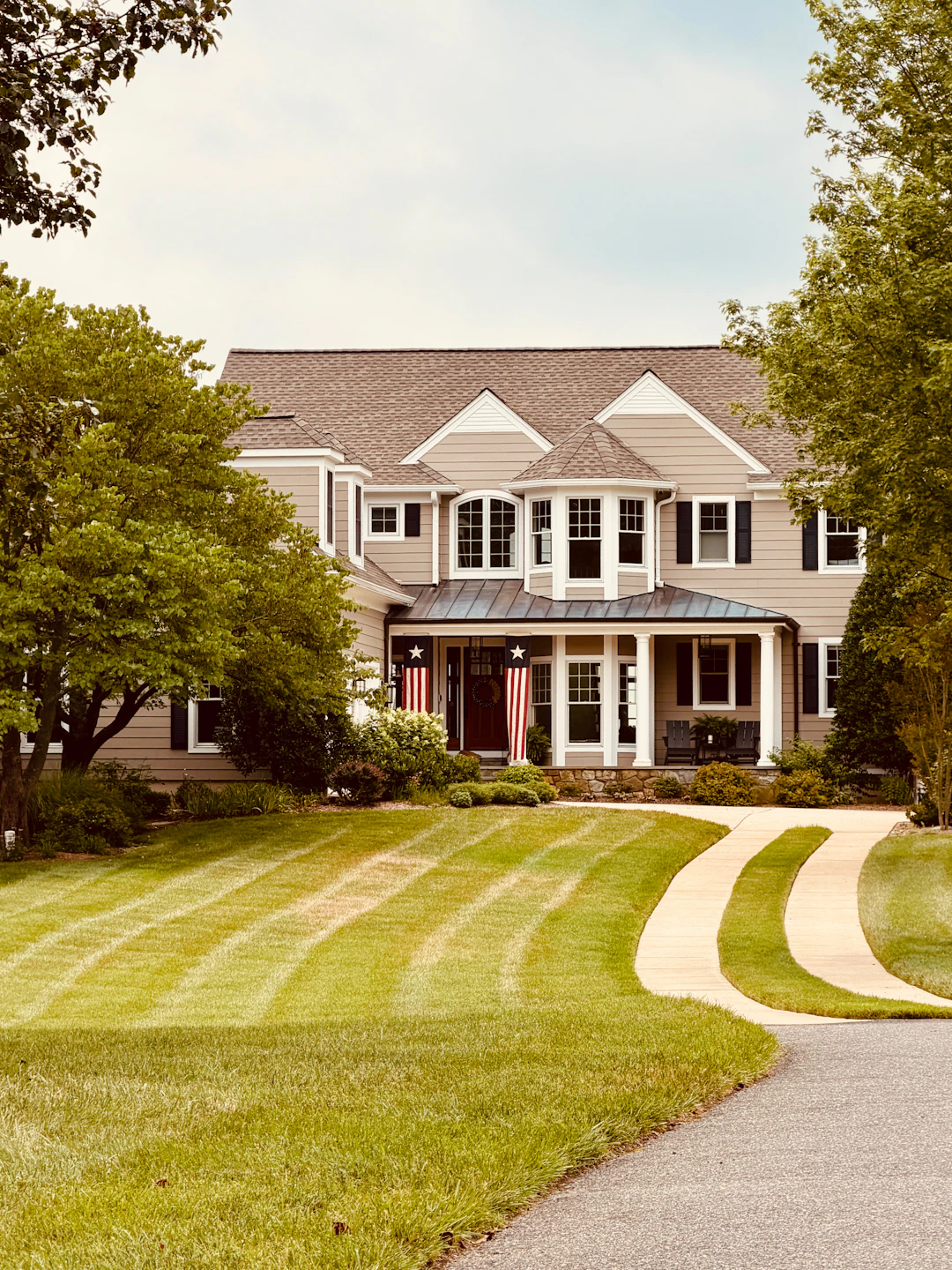Level Up Your Home: Boosting Curb Appeal Through Smart Exterior Repairs