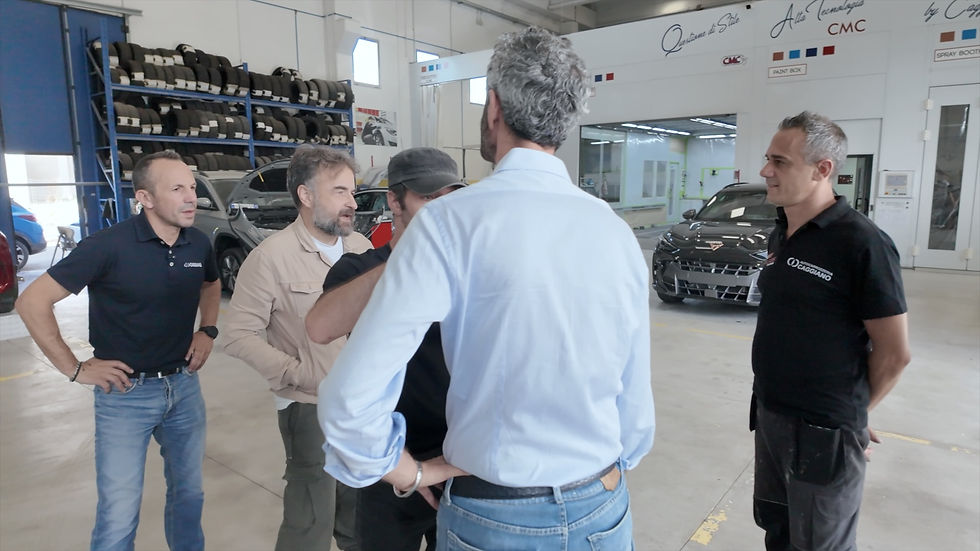 A Battipaglia lo scorso anno abbiamo messo a posto i fianchi: diciamo un fianco, poi siamo ripartiti, alla volta della Puglia dove avevamo in progetto di rifare l'altro. 