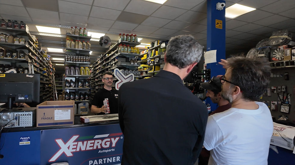 Lo scorso anno abbiamo anche fatto una piccola deviazione di percorso perchè abbiamo voluto toccare con mano la rete Xenergy, e ci siamo fatti un regalo, ma loro hanno fatto anche una sorpresa a noi (nell'ultima immagine si intuisce).