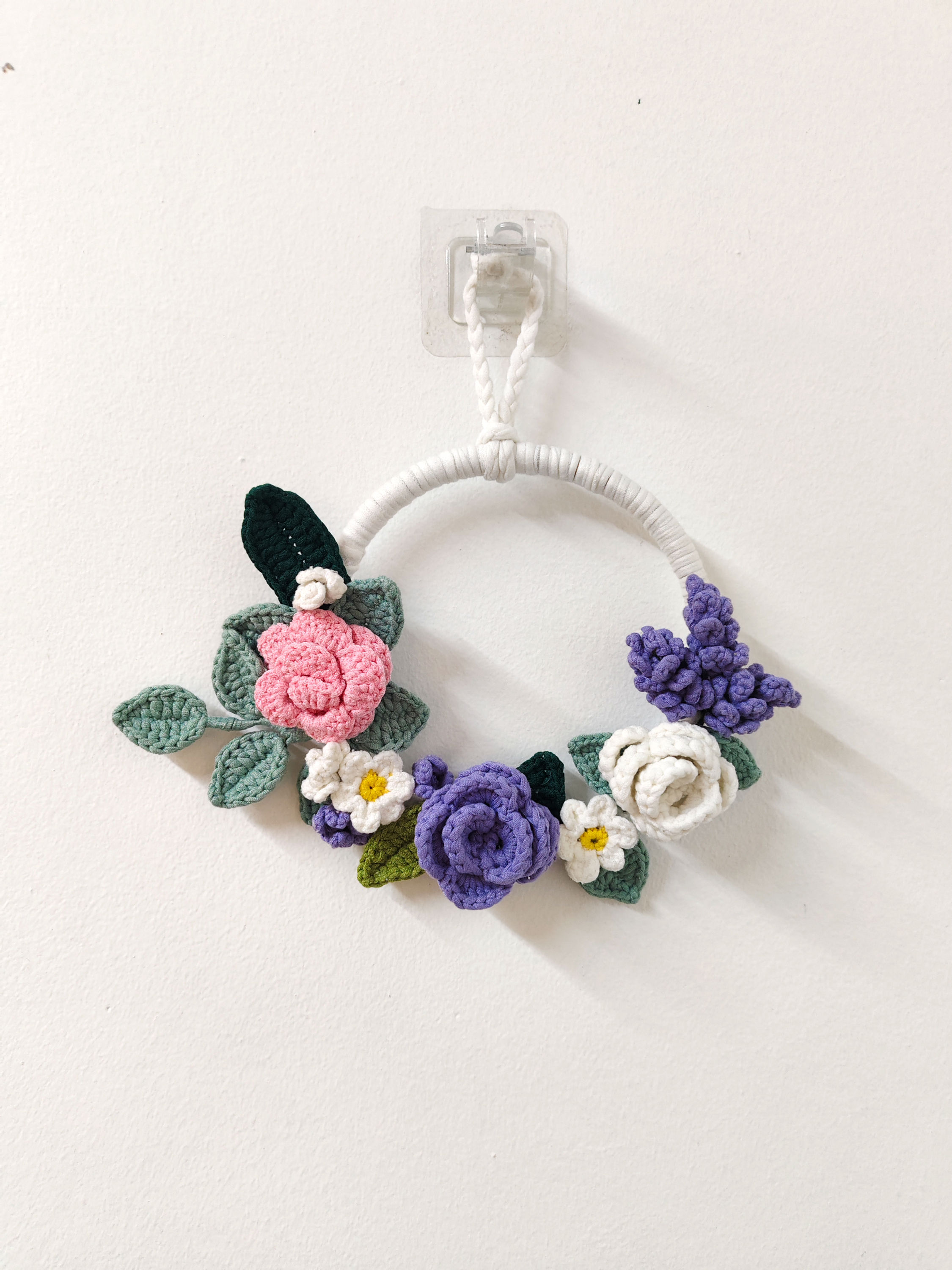 GUNITA Crochet Flower Wreath