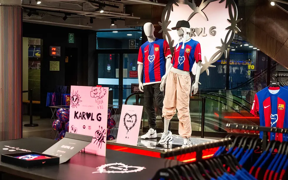 KAROL G FC Barcelona