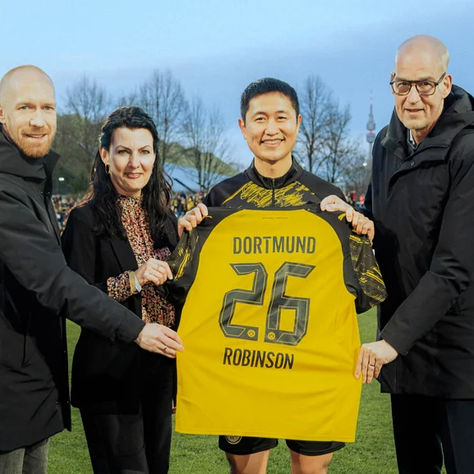 Borussia Dortmund Announces Regional Partnership With ROBINSON Targeting South Korea.