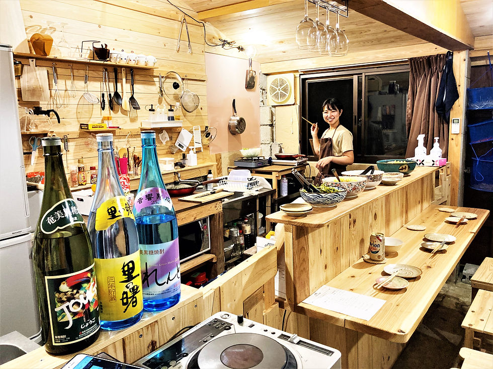 隣の居酒屋