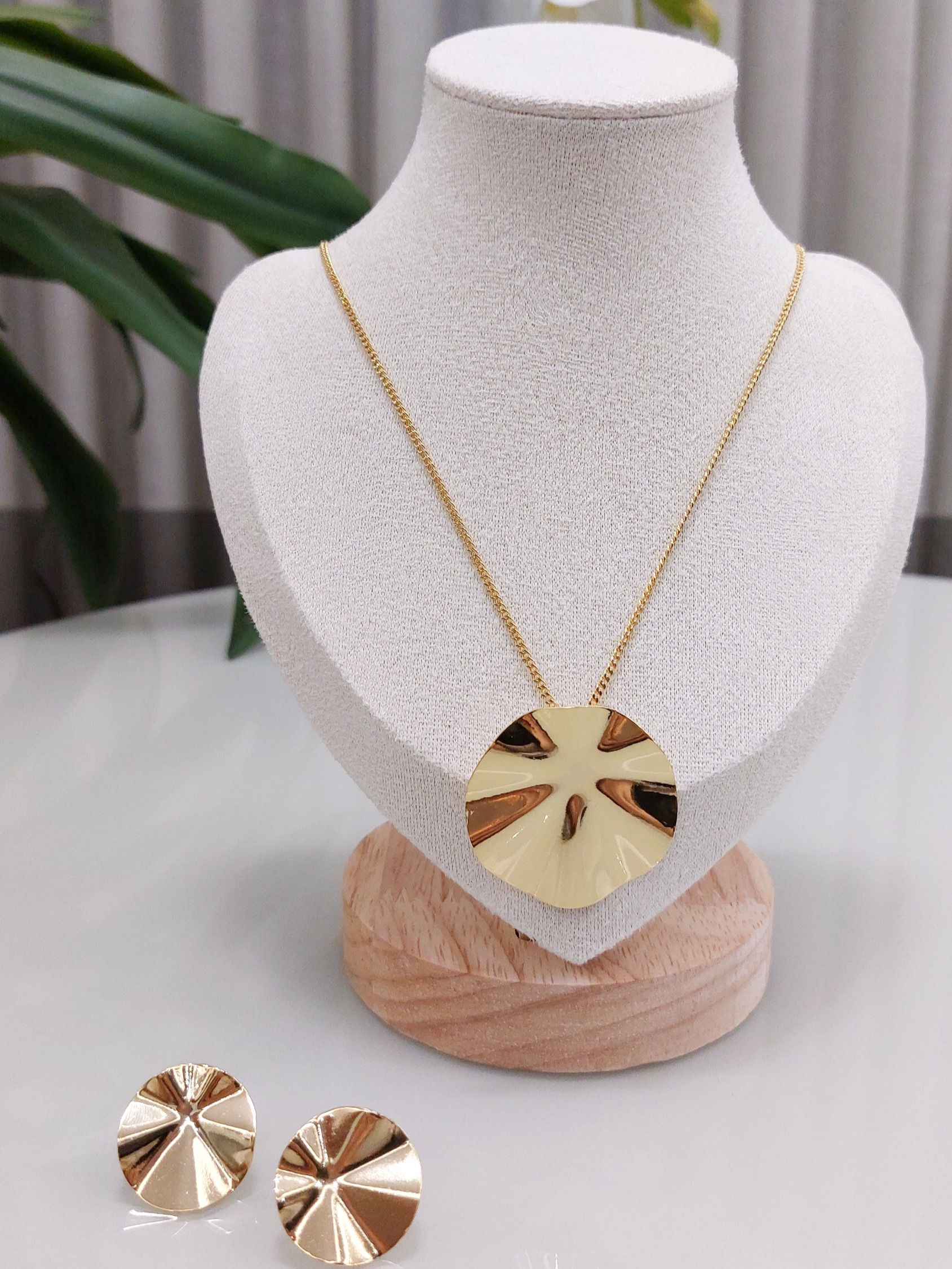 Colar Medalha Chapada