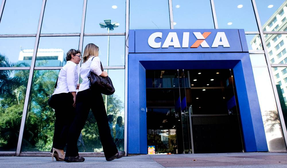 Caixa anuncia abertura de novo PDV e prevê 3,5 mil desligamentos