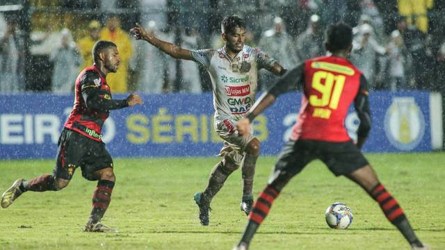 Operário acaba com invencibilidade do Sport