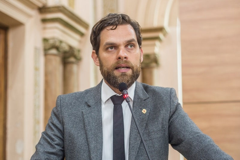 Goura é o único vereador de Curitiba que se elegeu deputado
