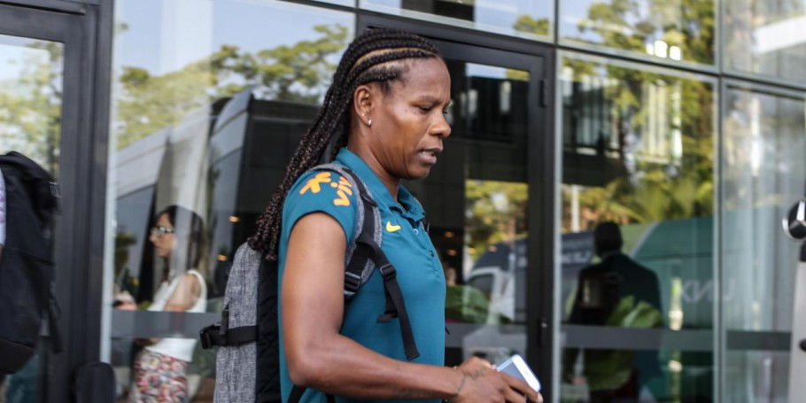 Seleção Feminina embarca para a Copa do Mundo