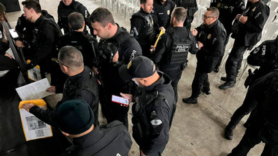 Polícia cumpre 19 mandados contra traficantes dos Campos Gerais