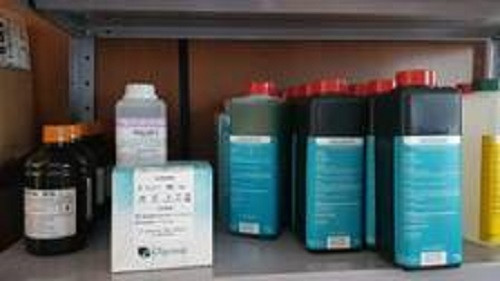 Empresa farmacêutica é fechada por vender produtos vencidos
