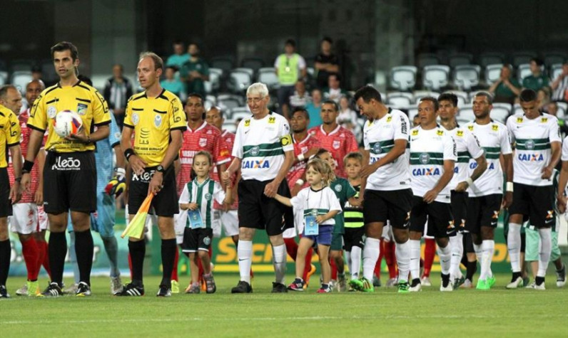 Coritiba distribui ingressos gratuitos para jogo com a Ponte