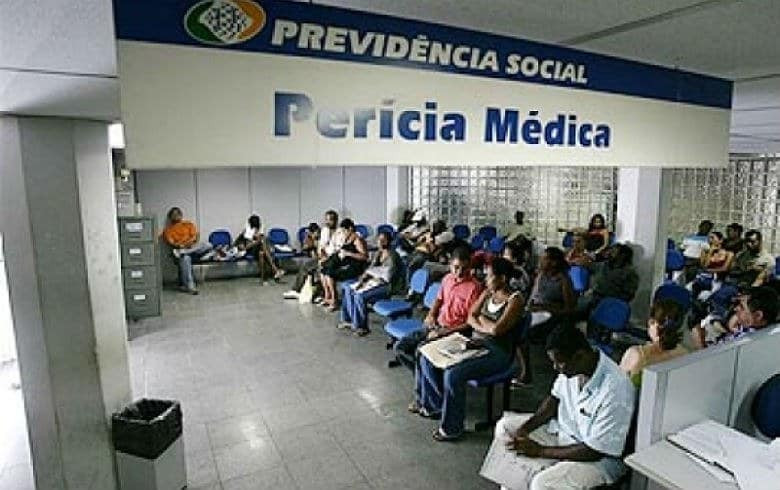 INSS convoca 178 mil segurados para perícia