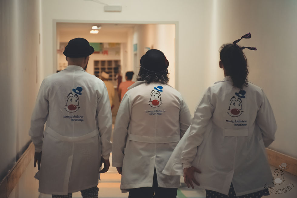 Exposição mostra como palhaçaria pode ajudar pacientes