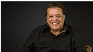 Ator e diretor Dennis Carvalho é velado em cerimônia restrita à família e amigos