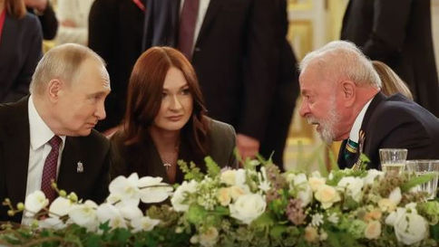 Putin diz a Lula que reunião com Trump foi positiva
