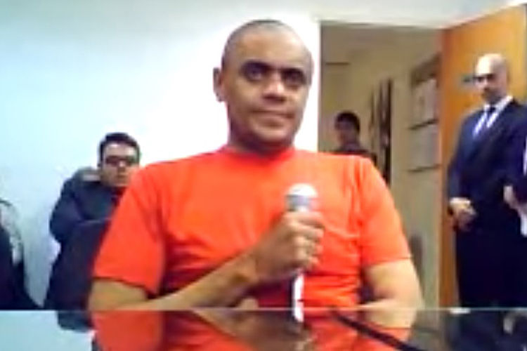 Juiz autoriza exame de sanidade mental para agressor de Bolsonaro