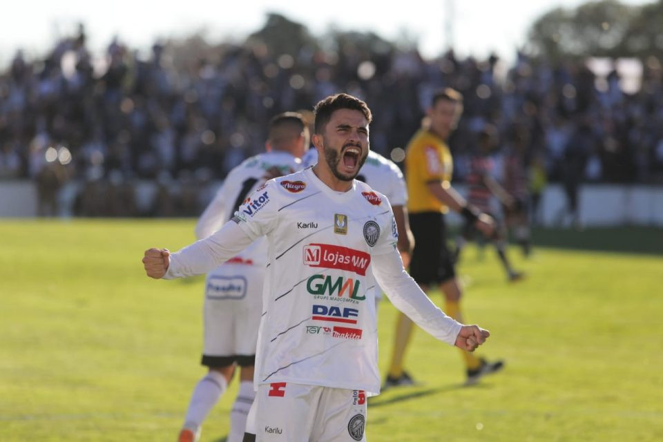 Operário vence o Santa Cruz e conquista vaga na Série B