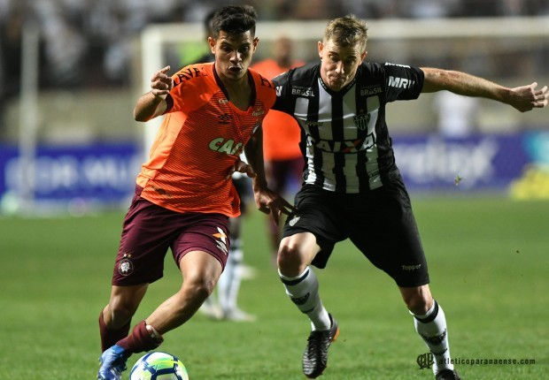Atlético sofre virada do Galo em Minas