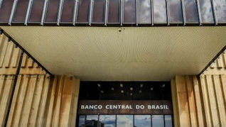 Mercado eleva previsão da inflação para 5,04% este ano