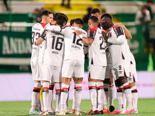 Ataque do Athletico é o terceiro melhor do Brasileirão 