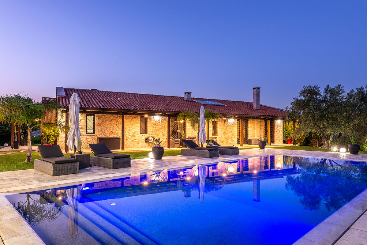 800_6177 post web.jpg