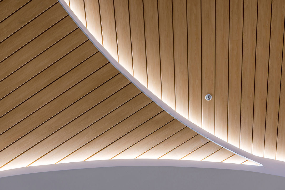 800_3816 post web.jpg