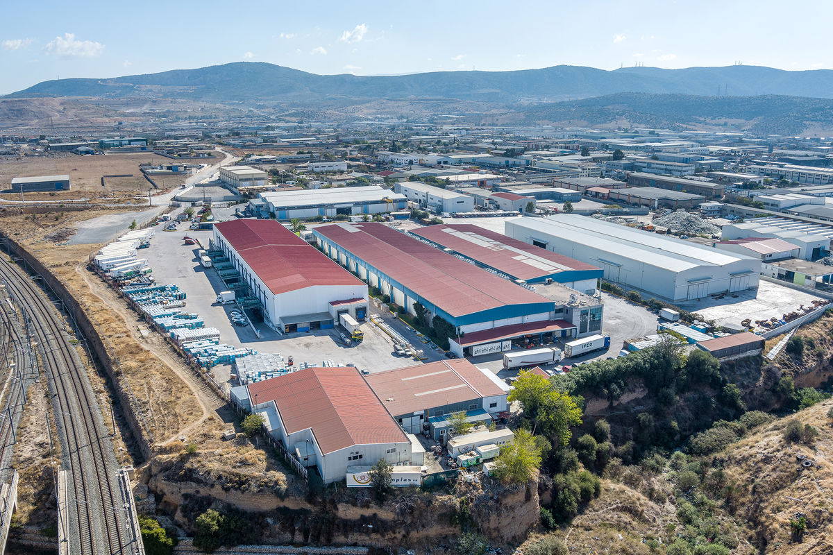 MAX_0061 post web.jpg